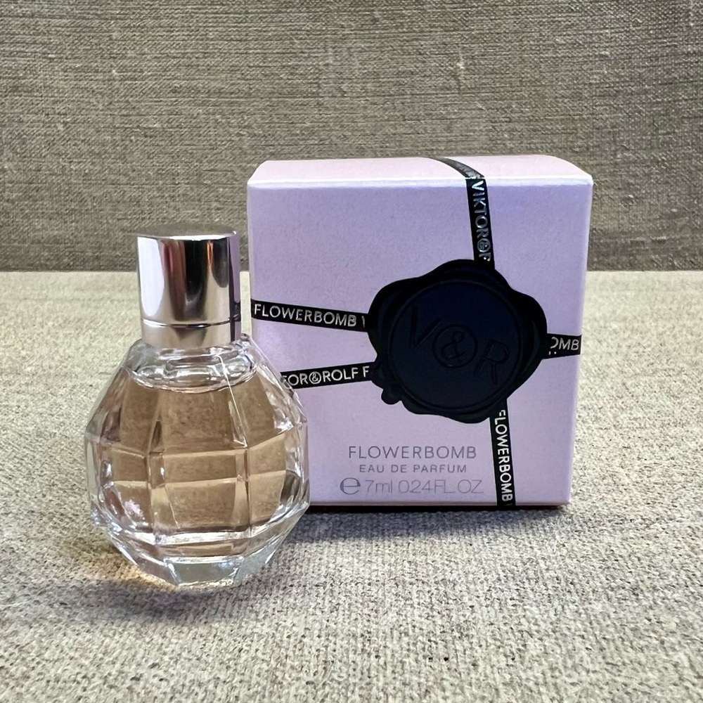 ❤️  Viktor&Rolf Flowerbomb mini - Picture 7 of 7